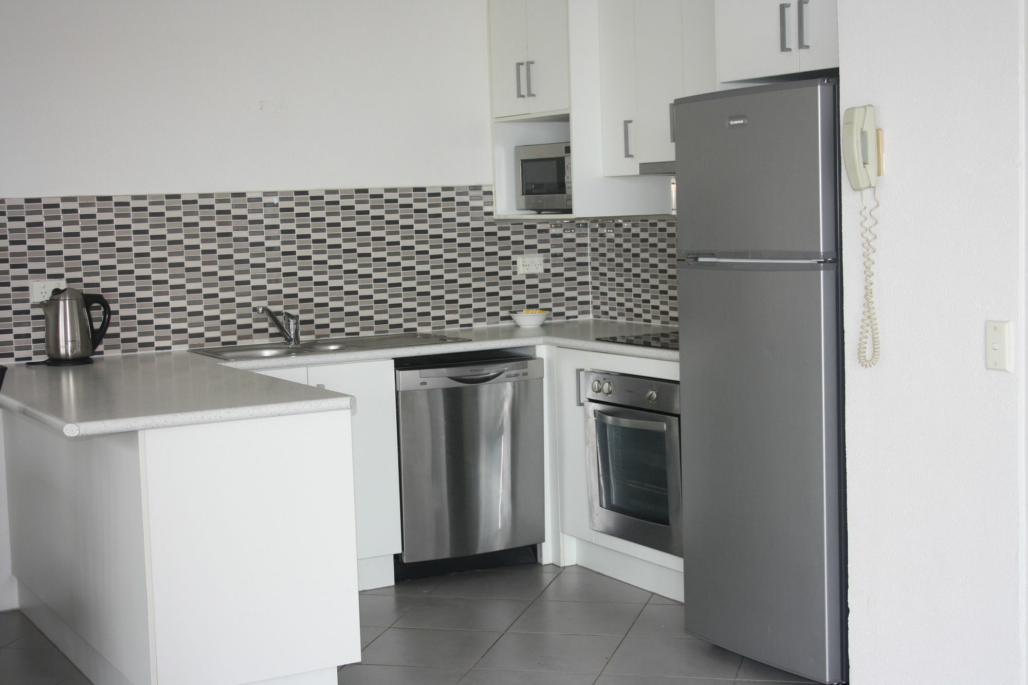 Mylos Holiday Apartments Alexandra Headland Zewnętrze zdjęcie