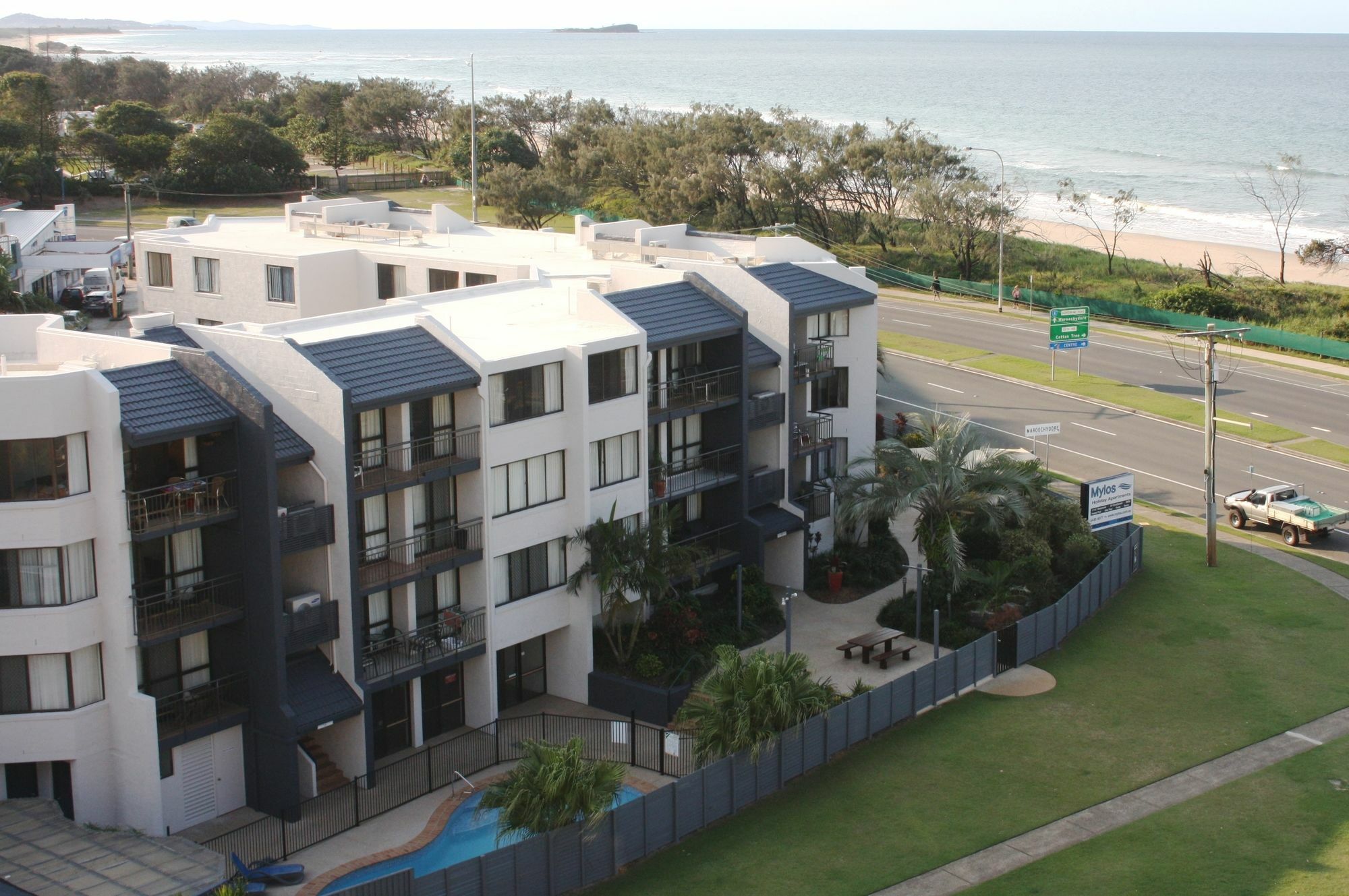 Mylos Holiday Apartments Alexandra Headland Zewnętrze zdjęcie